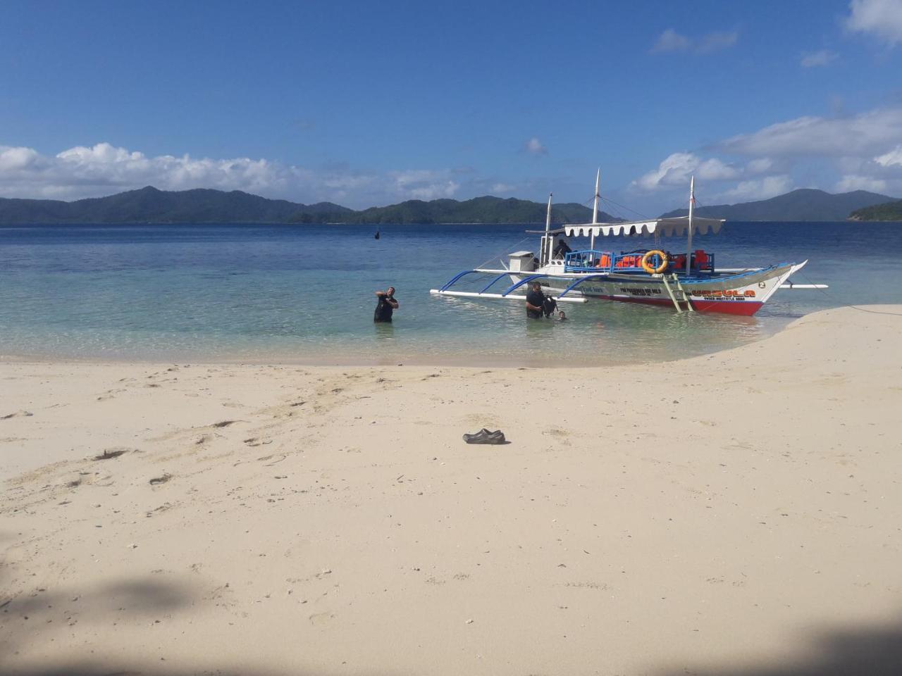 Backpackers Inn Gardenview Inn El Nido Exterior photo