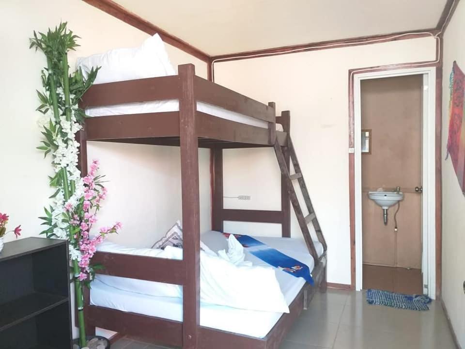Backpackers Inn Gardenview Inn El Nido Exterior photo