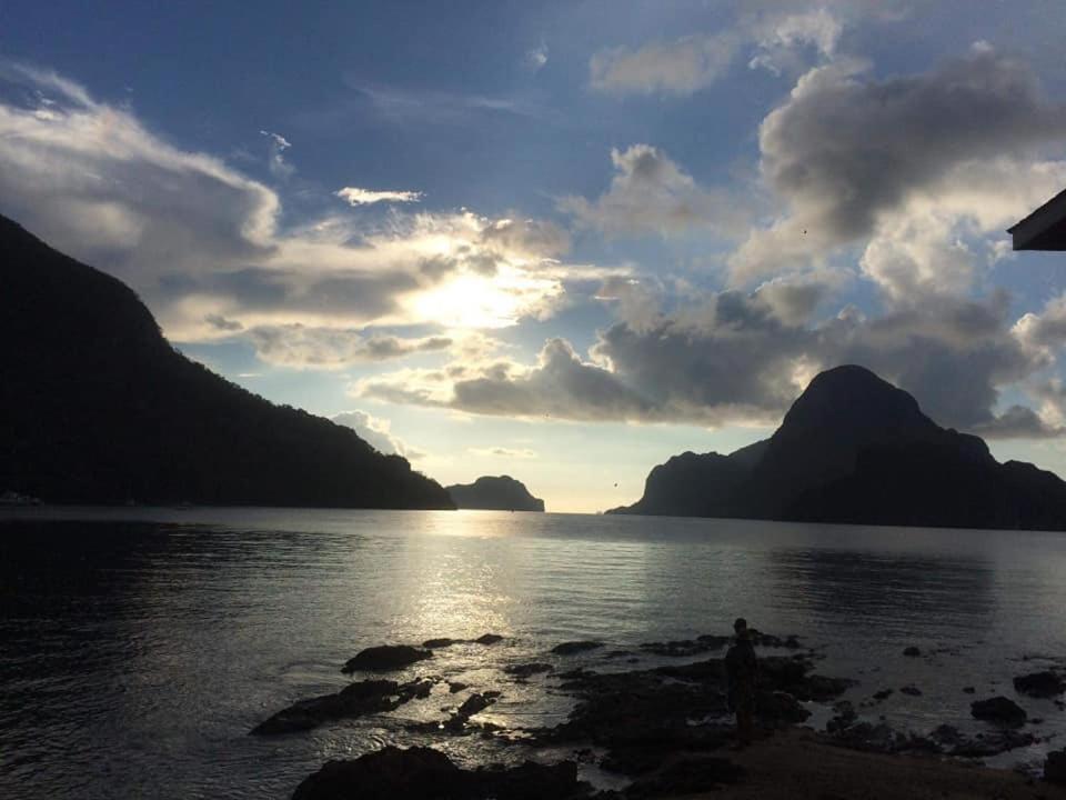 Backpackers Inn Gardenview Inn El Nido Exterior photo
